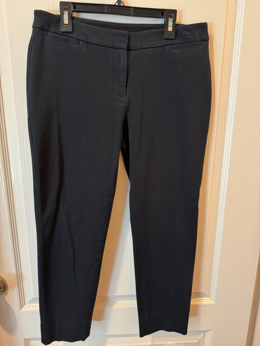 White House Black Market Black Capri Pants